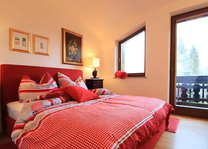 Апартаменти Enzian 14 - Schmuckstueck Von