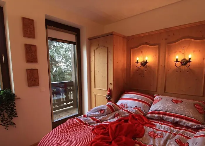 Daire Enzian 14 - Schmuckstueck Von *